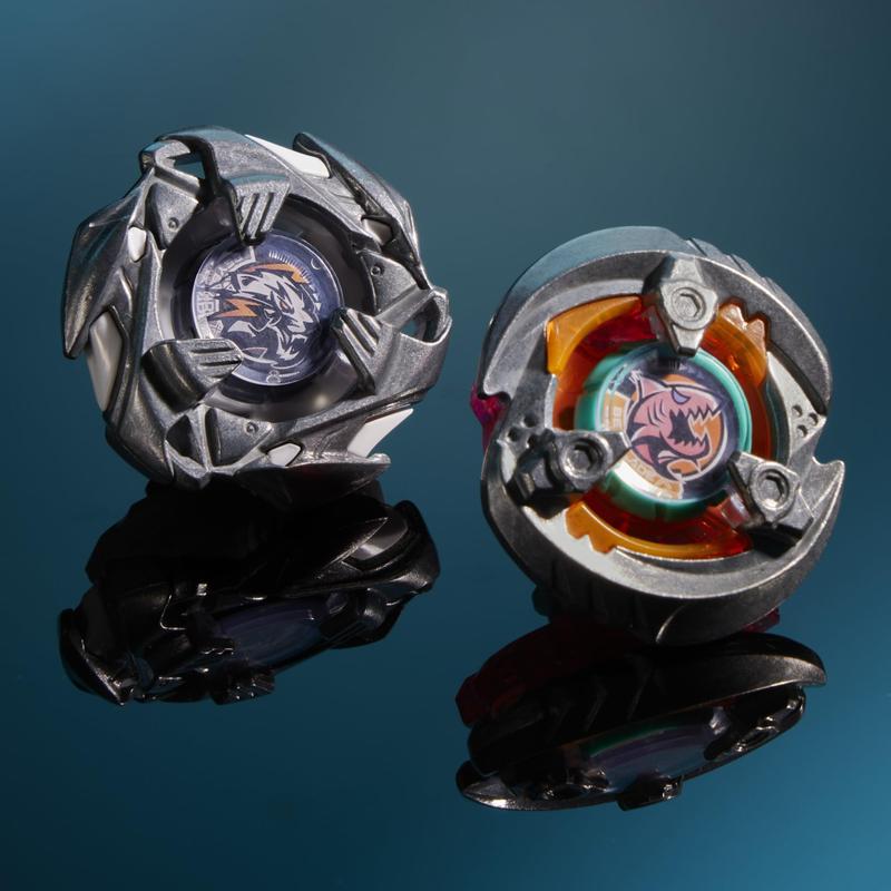 Brinquedos Beyblade Beyblade X Gill Shark 4-70O BX e Pearl Tiger 3